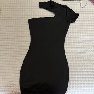 Superdown Chic Black One-Shoulder Dress